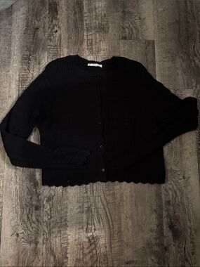 Abercrombie & Fitch Scallop-Hem Button-Down Cardigan - Black - Size Large